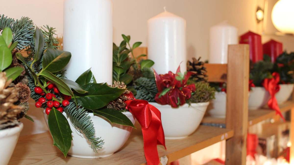 Julebasar lørdag og søndag kl 11-15