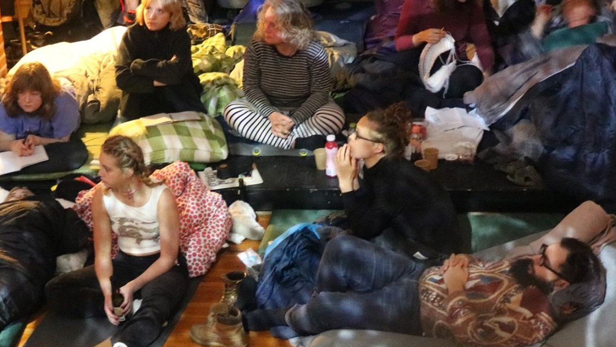 Blændende Mørke - Sovekoncert - 12 timer uden ord
