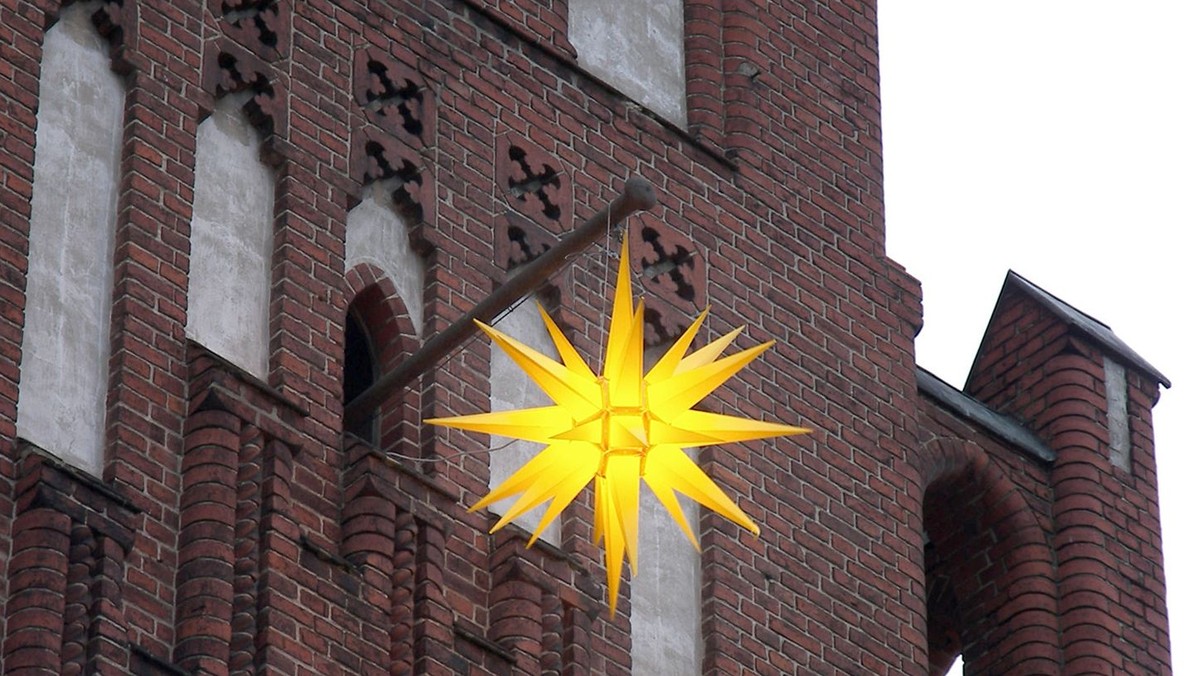 Fanfaren vom Kirchturm zum 1. Advent | mit Adventsfeuer auf dem Romanusplatz