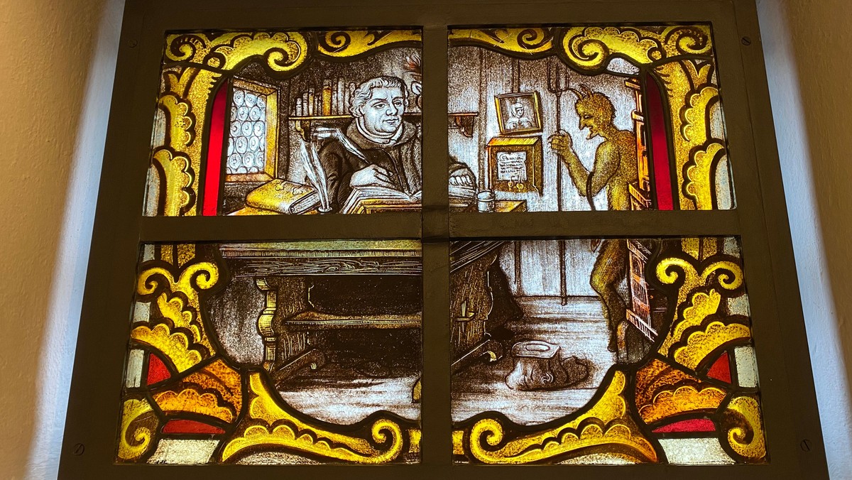 Kirchenfenster erzählen ... Luther und Clarenbach - Eine Annäherung an zwei Reformatoren