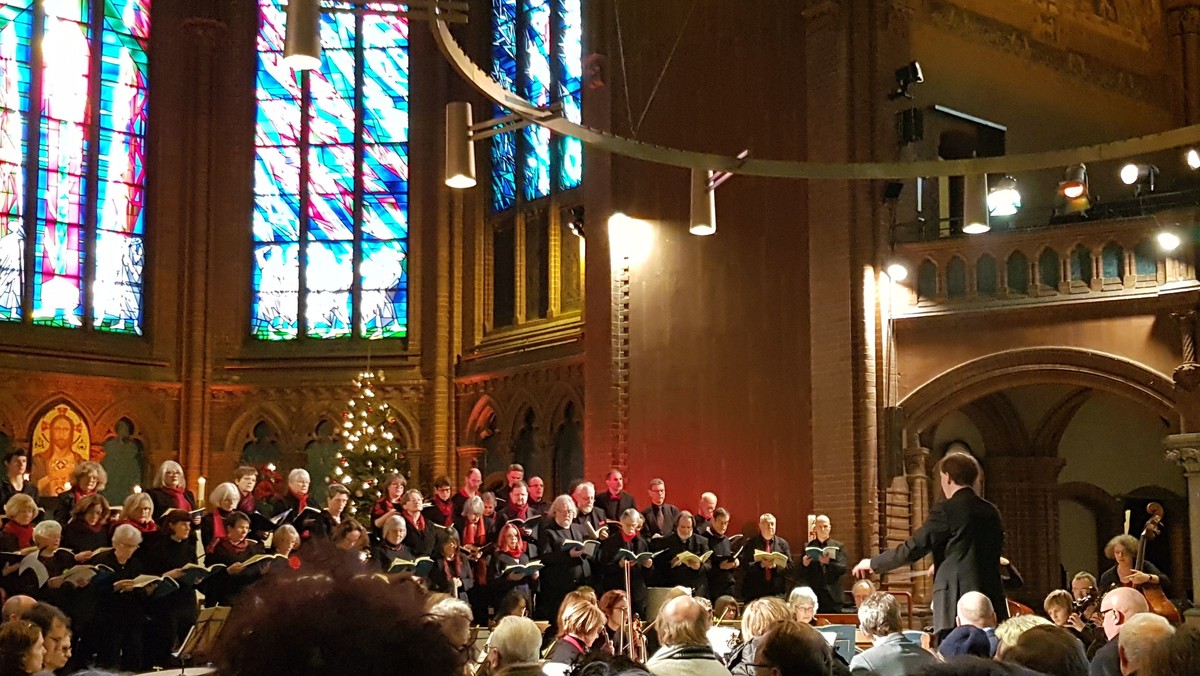 Festgottesdienst mit Bachkantate "Jauchzet, frohlocket"