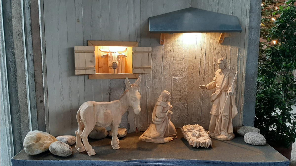 Weihnachtskrippe auf dem Hauptfriedhof
