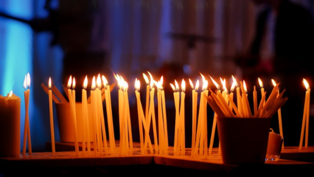 Worship-Night mit anschließendem Plätzchenbacken