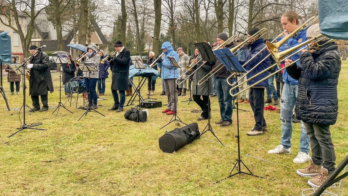 Bläsermusik mit Advents- und Weihnachtsliedern in der "Freien Scholle" und in der "Blauen Siedlung"