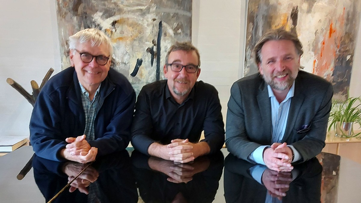 Sangaften med trioen