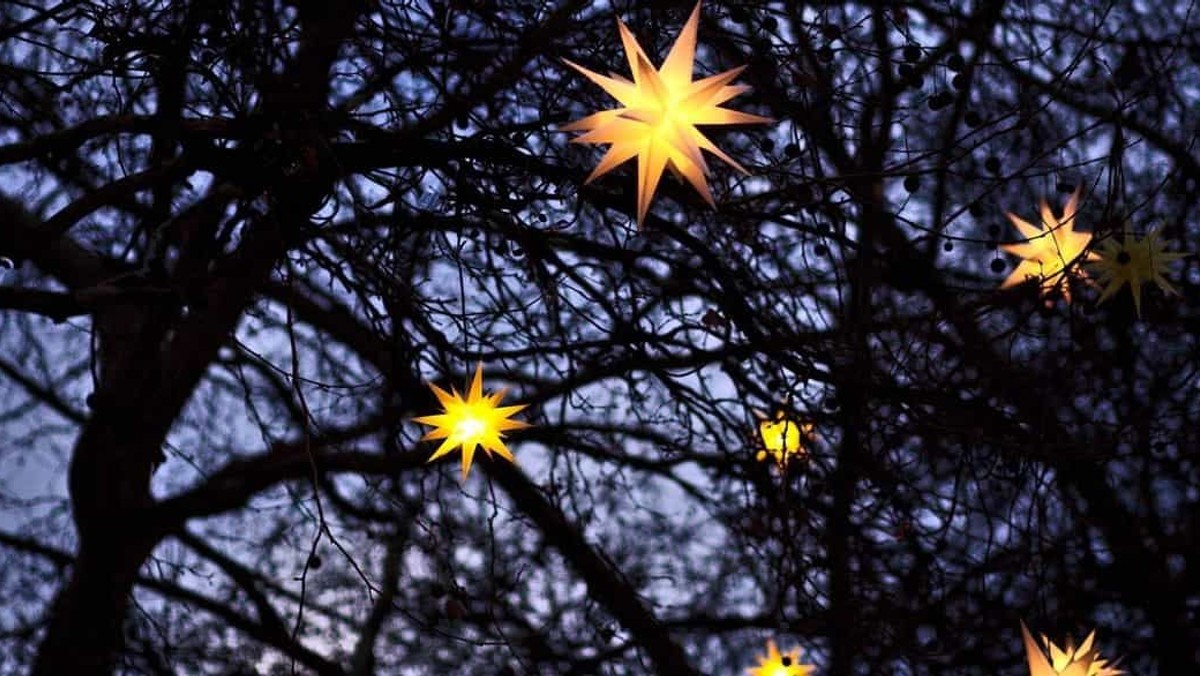 Fællessang v. adventskransen