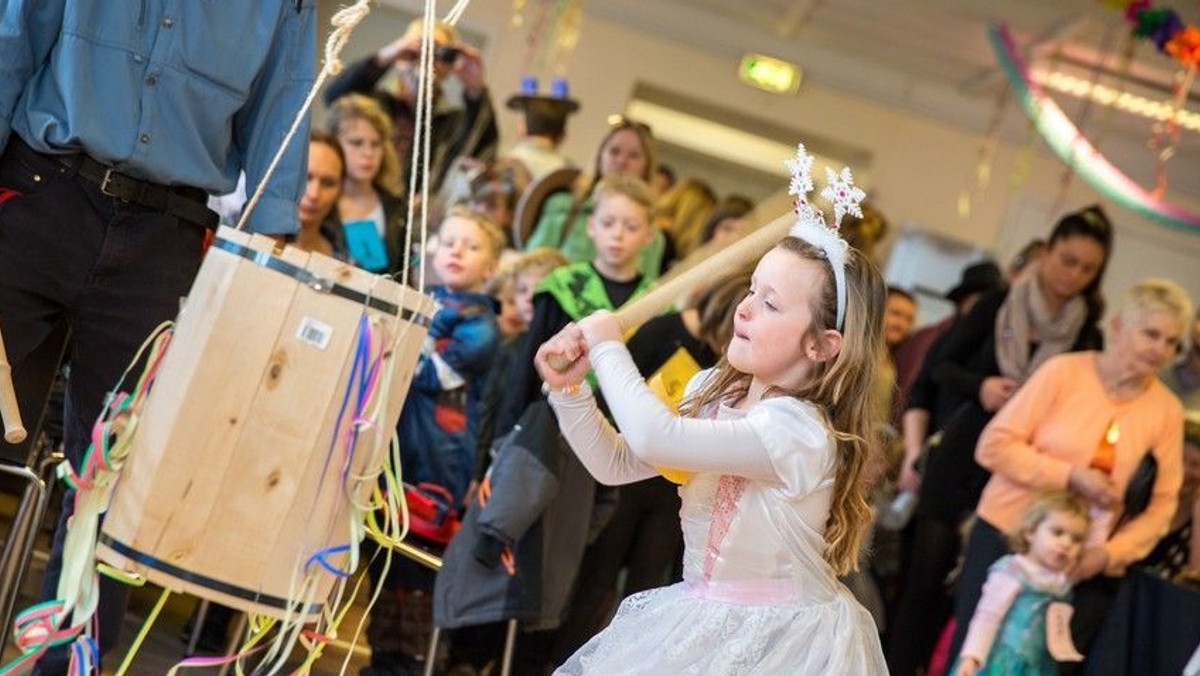 Fastelavnsgudstjeneste i Birkende kirke