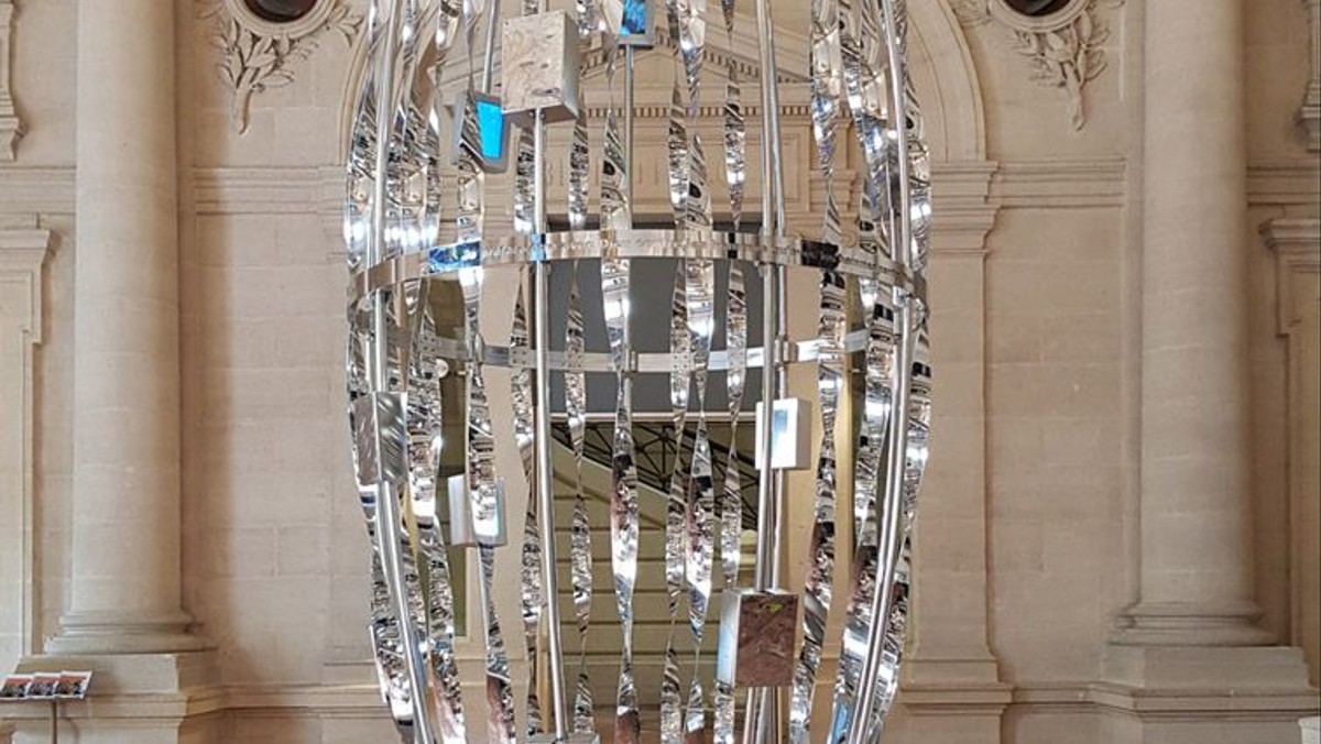 Ausstellung der Videoskulptur Candelabro - Aristides de Sousa Mendes