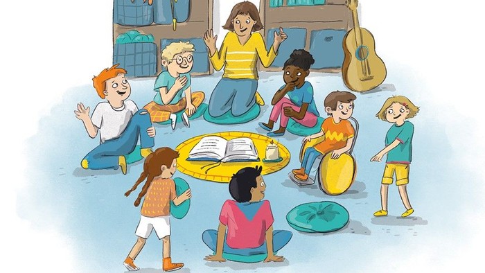 Eine Lehrerin liest einer Gruppe von Kindern vor, die um sie herum sitzen.