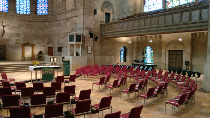 Kirchraum der Kreuzkirche