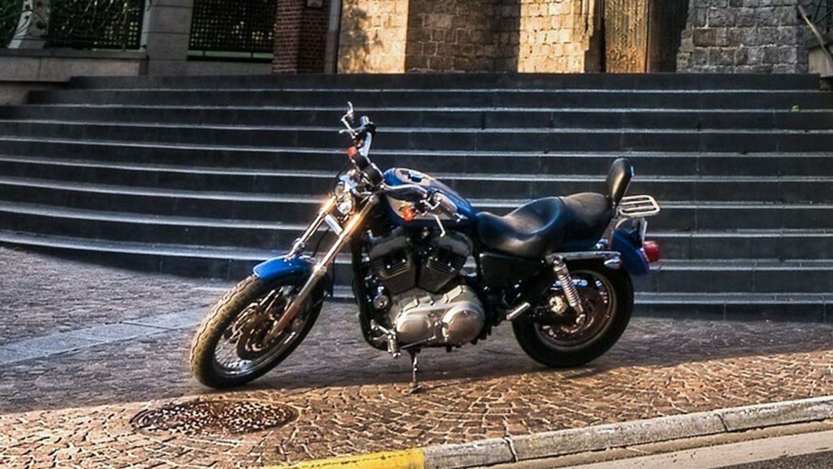 motorrad-gottesdienste_23_church-gaa5f9e4d3_pixabay_1200x630.9d6ca4d7.jpg