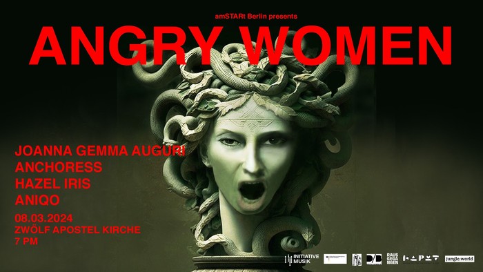 Plakat für die Veranstaltung "Angry Women" mit Künstler:innen und einer Medusa-inspirierten Skulptur sowie Veranstaltungsdetails.