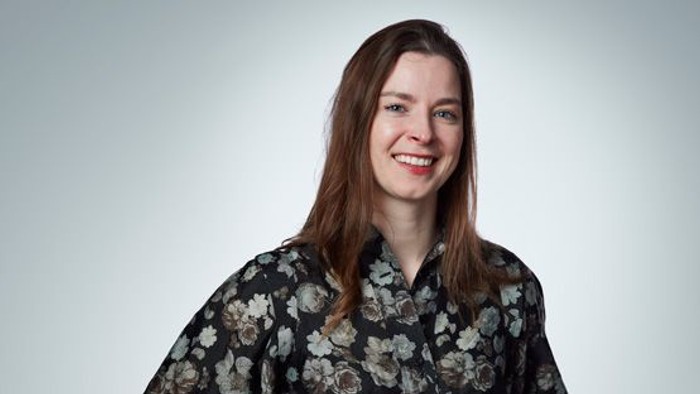 Christine Nicole Eggert, Kvinde, Organist