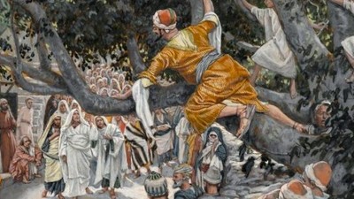 En maleri forestillelse af Jesus på korset med en folkemængde omkring.