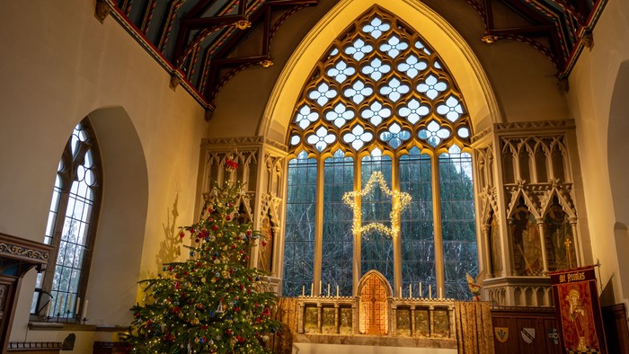 Photo inside St Nicolas at Christmas