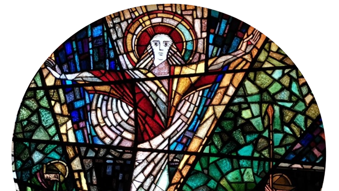 Das Bild zeigt das Christusfenster in der Auferstehungskirche.