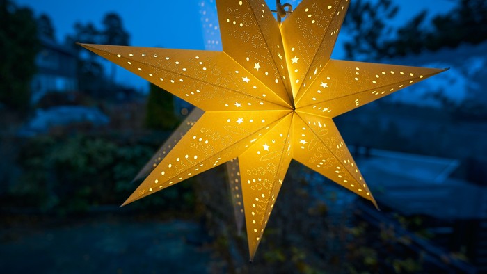 Leuchtender, goldener Stern