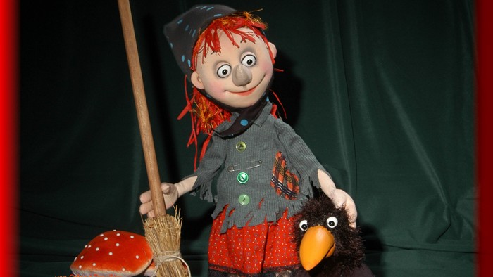 Das Berliner Puppentheater zeigt "Die kleine Hexe" von Otfried Preußler