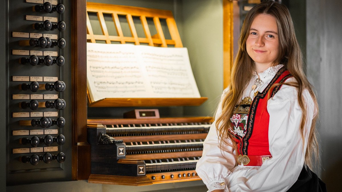 Foto Victoria-Ulriksen-fotograf-levent-ultanur-lav-opplosning-2.jpg