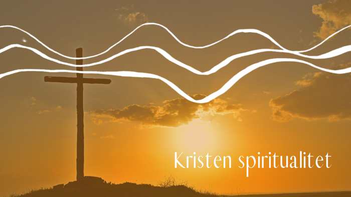 Korset stiger op mod solen med teksten