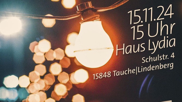 Lichtermarkt am 15.11.24 in Haus Lydia, Tauchel, mit Bastelangeboten und verkaufsstände in vorweihnachtlicher Atmosphäre