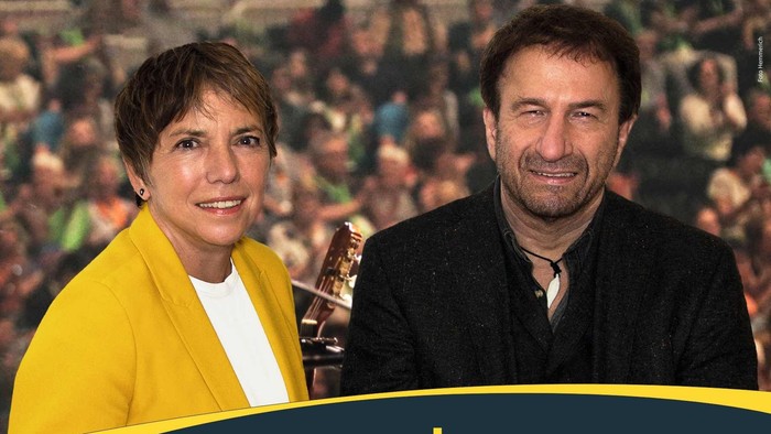 Plakat für ein Konzert mit Margot Käßmann und Clemens Bittlinger, die am 22. April 2026 in Kassel „Mehr als Ja und Amen“ aufführen.