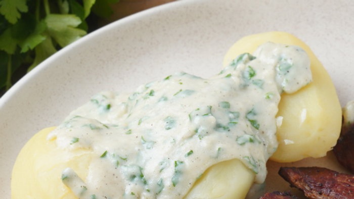 Græske böffer med tzatziki og padkartoffler
