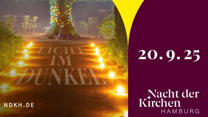 Gemütliche Weihnachtsbeleuchtung im Dunkeln, Datum und Ort angegeben