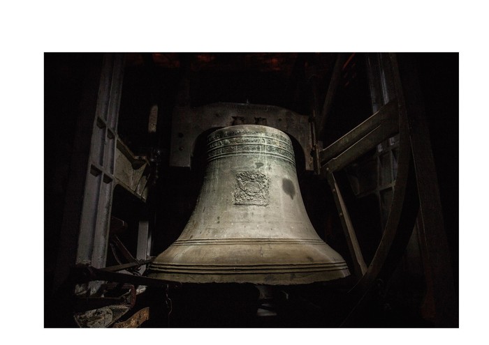 Glocken einer Kirche CanvaPro.jpg