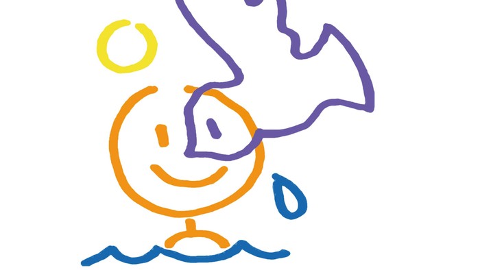 Ein glücklicher Mensch genießt einen sonnigen Tag am Wasser
