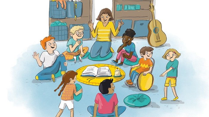 Eine Lehrerin liest einer Gruppe von Kindern vor, die um sie herum sitzen.