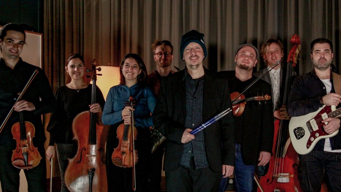 Gruppenfoto des Ensembles