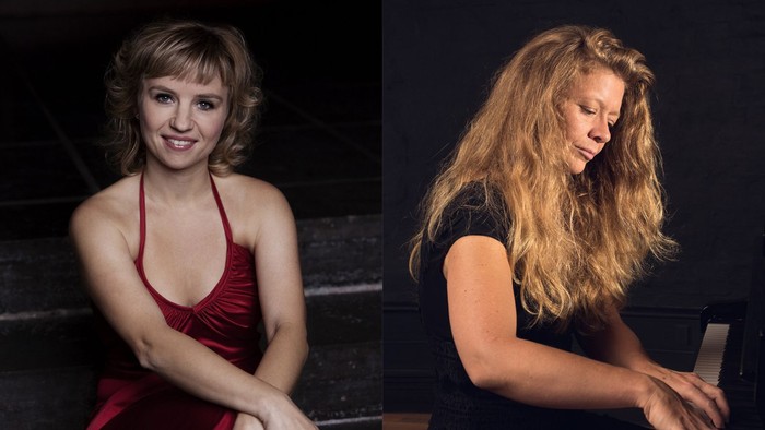 To drenge i rødt og sort, en med piano, den anden i trøjen