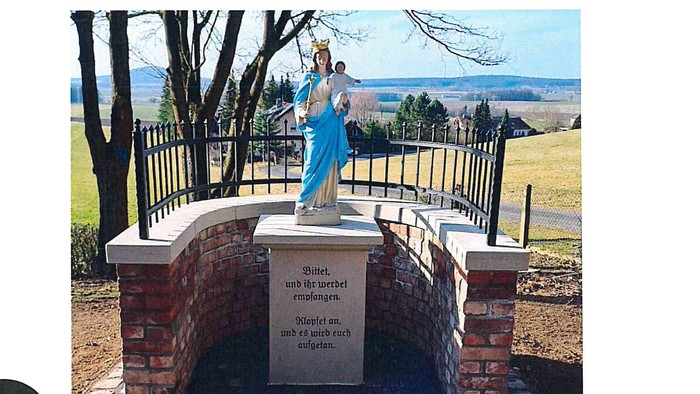 Einladung zur Neuanweihung einer uralten Madonna aus dem Jahr 1900 am 25. Mai 2025 um 15 Uhr in Betzenrod.