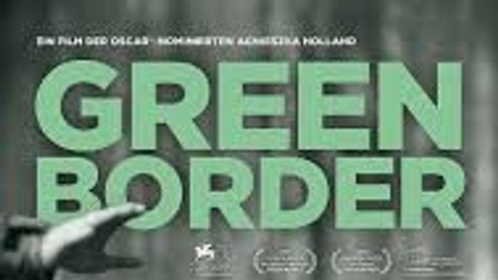 Ein Mann und eine Frau posieren für die Kleidermarke Green Border.