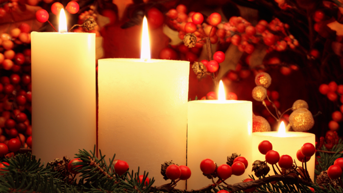 Firelyse på juledekorationen