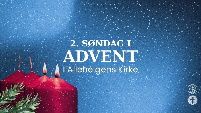 Rød stearinlys med tændt væge, snefnug og dansk tekst til anden søndag i advent