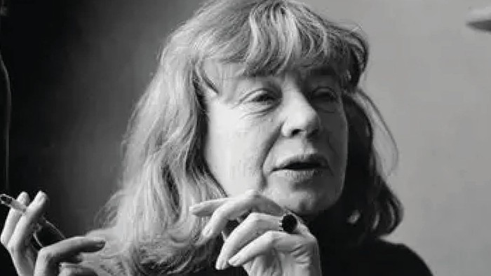 Forfatter Tove Ditlevsen med cigaret