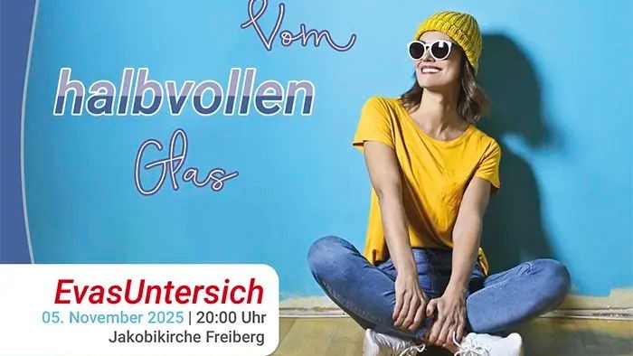 Junger Mensch in gelber Kleidung und Sonnenbrille vor blauem Hintergrund mit Veranstaltungstext