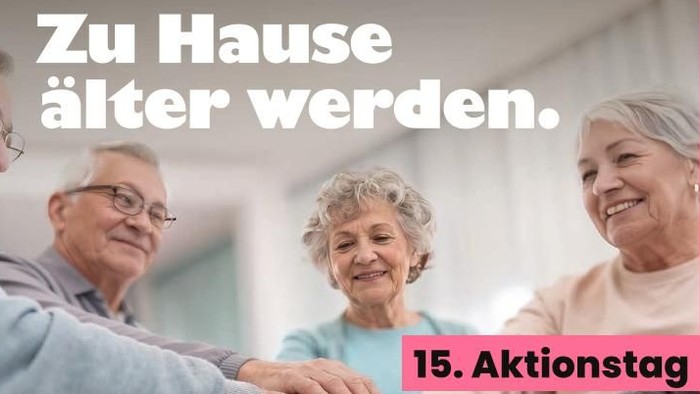 Plakat für den Gemeinschaftstag „Gemeinsam zu Hause alt werden“ zur Förderung von Senioreninteraktion und Unterstützungsaktivitäten am 17. September 2026.