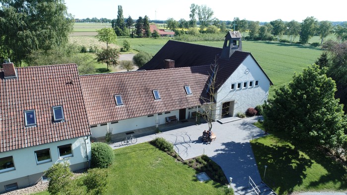 Luftbild Martin-Luther-Haus Bierde