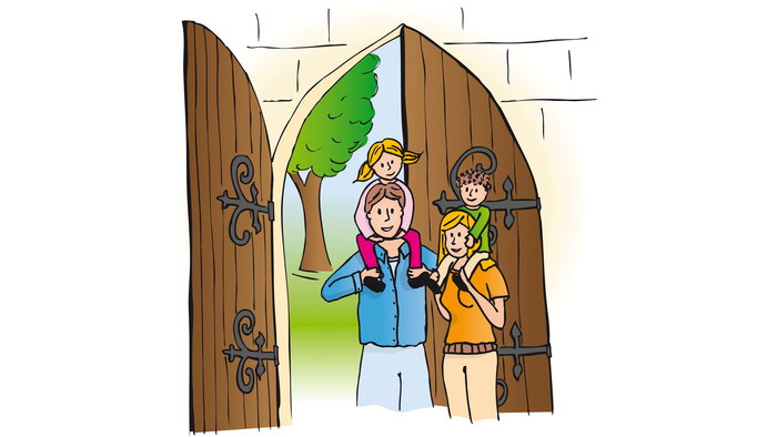 Drei Kinder stehen vor einem Tor und halten Schwerter.