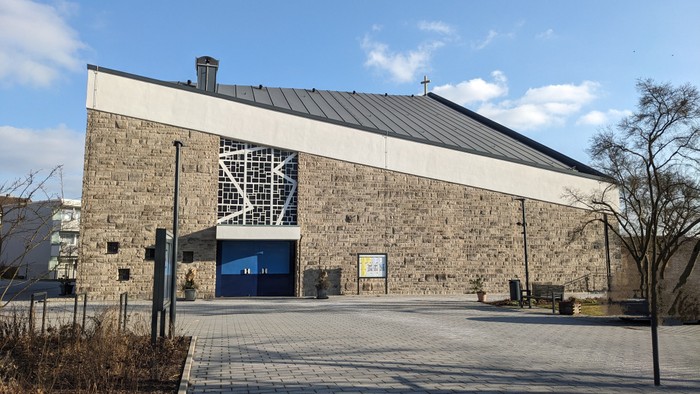 Kirche St. Pius Fulda Seitenansicht
