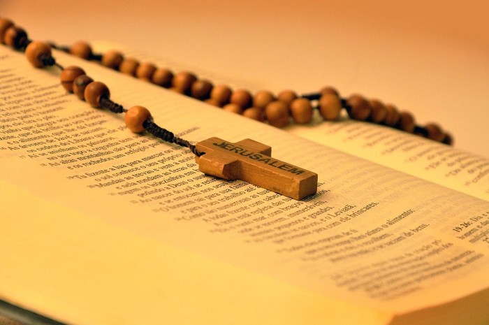bible-641636_1280.jpg