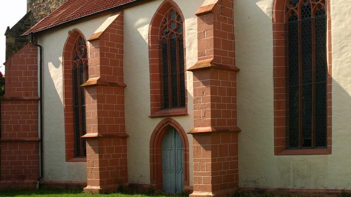 Neustädter Kirche Hofgeismar von außen