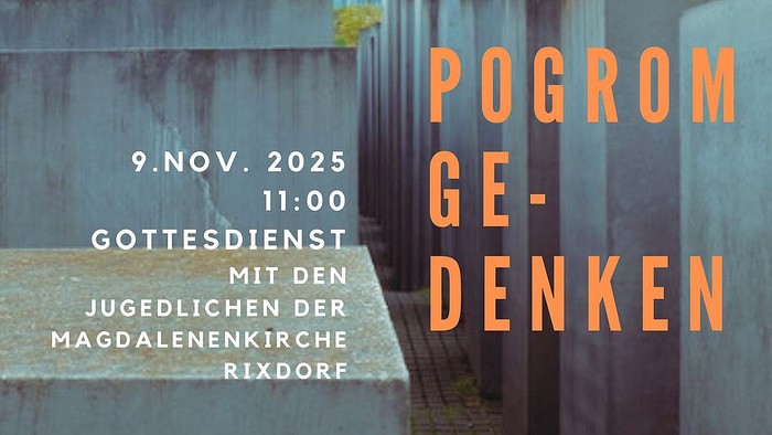Steine des Jüdischen Denkmals Berlin mit einer Einladung zum Pogromgedenken am 9.11.2025
