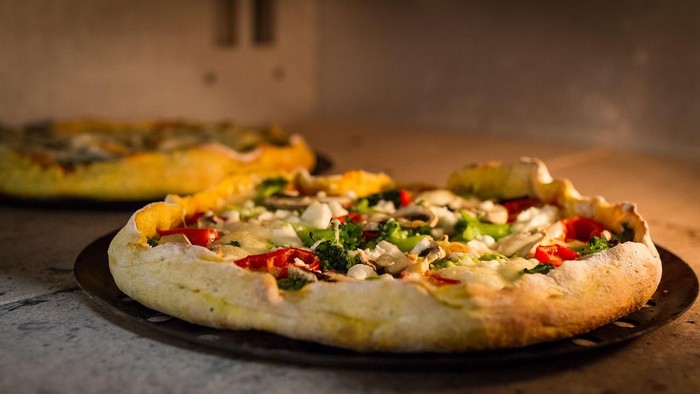 Nærbillede af pizza