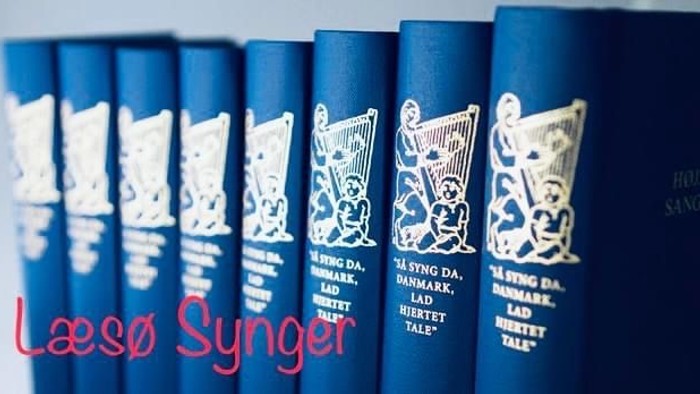 Blå bogserier med hjerte- og hammersymboler og teksten 