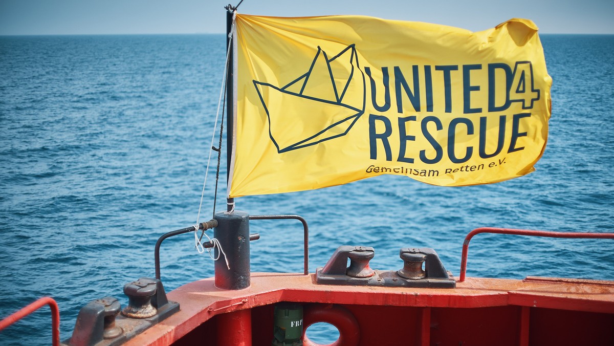 u4r-united4rescue-flagge.jpg