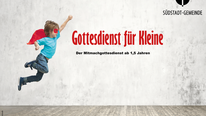 Kind springt vor weißer Wand, Text: 